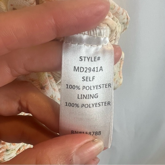 Mable Lyssi Floral cottagecore Smocked Spaghetti Strap Mini
Dress M  Cream - Picture 8 of 16